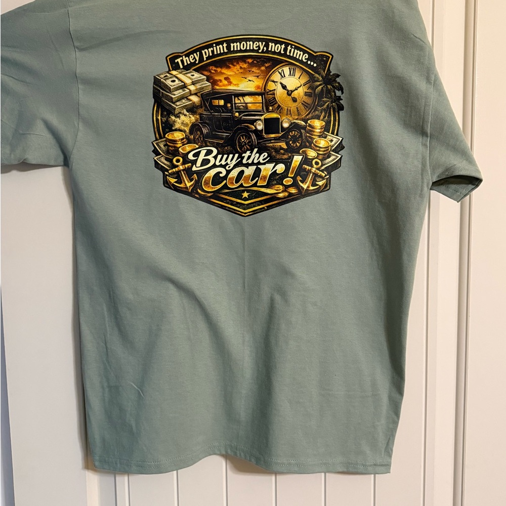 Gildan Green Short Sleeve Tee with Graphic Print